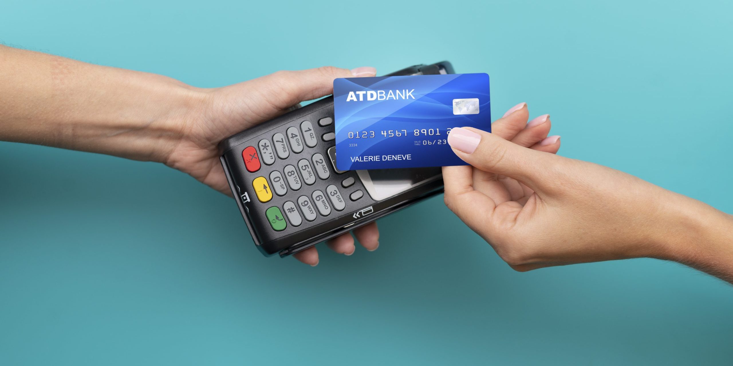 person-paying-with-its-credit-card