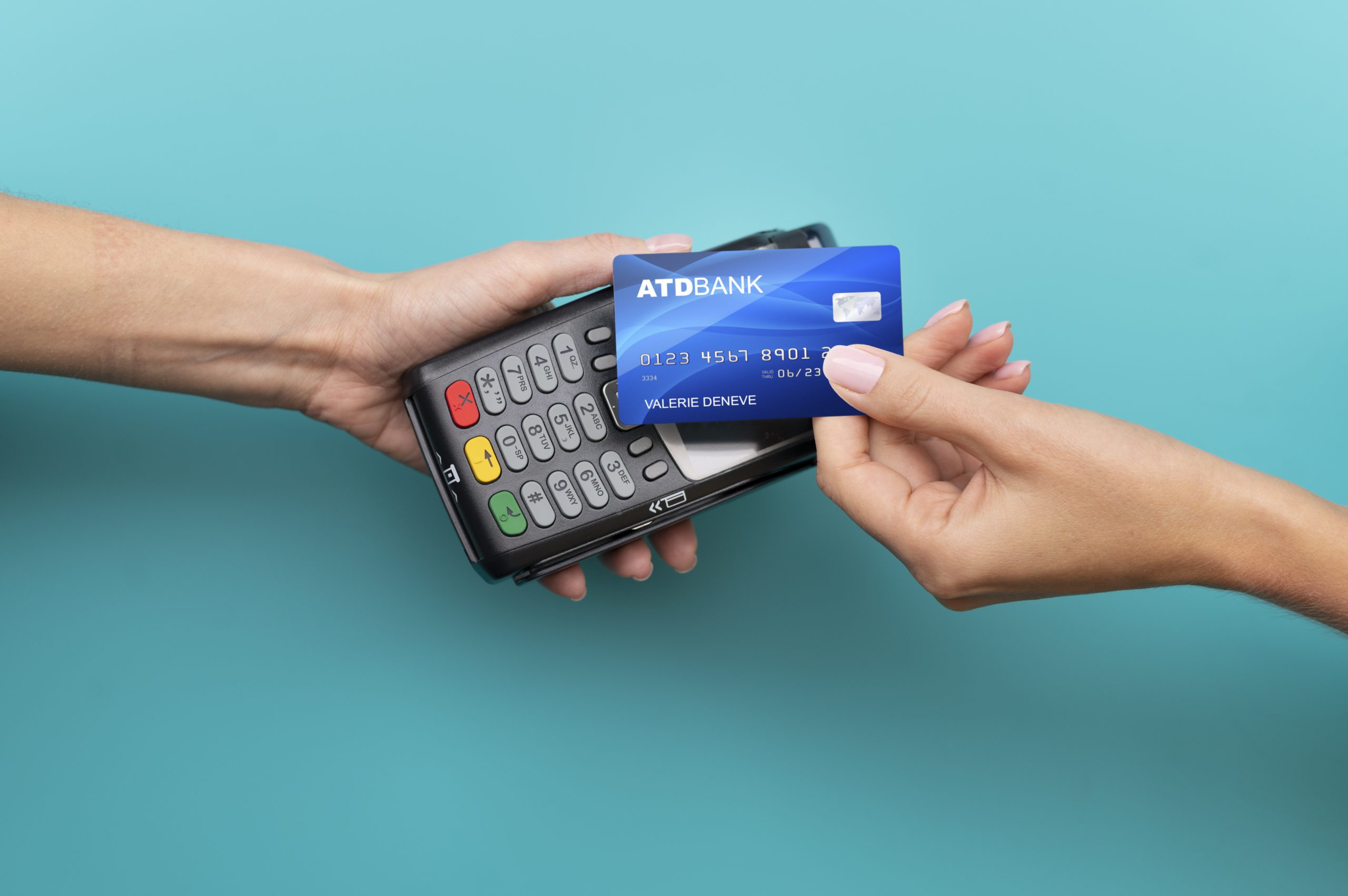 person-paying-with-its-credit-card